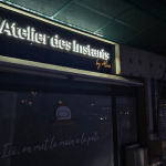 Image d'une enseigne rétro éclairée